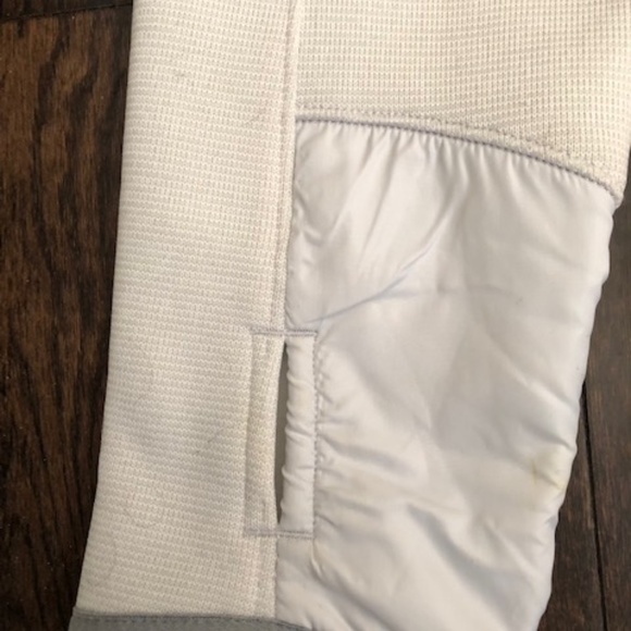 Women’s Under Armour White Soft Shell Jacket - Medium - Picture 3 of 5